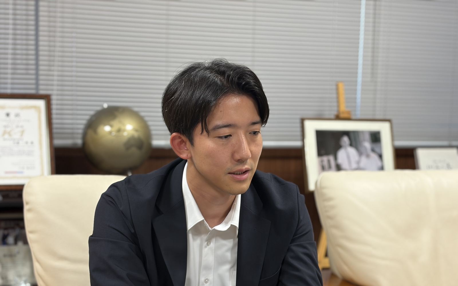 就任当時を振り返る。言葉を選びながら、ひとつずつ